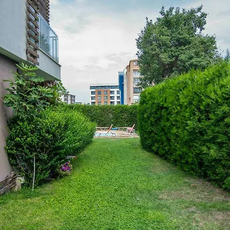 Beach&peaches Sunny 2br Flat * Saints Constantine and Helena